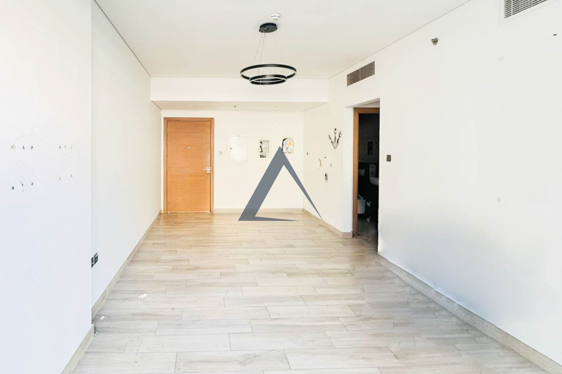 Rented 1 BHK | Close Kitchen | Investor Deal