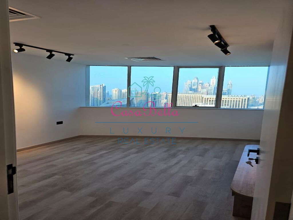 Panoramic Views | Upgraded Duplex | Huge Layout