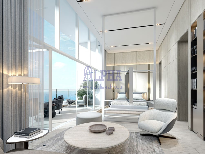 EXQUISITE DESIGN| PRIVATE BEACH ACCESS| WATERFRONT LIVING