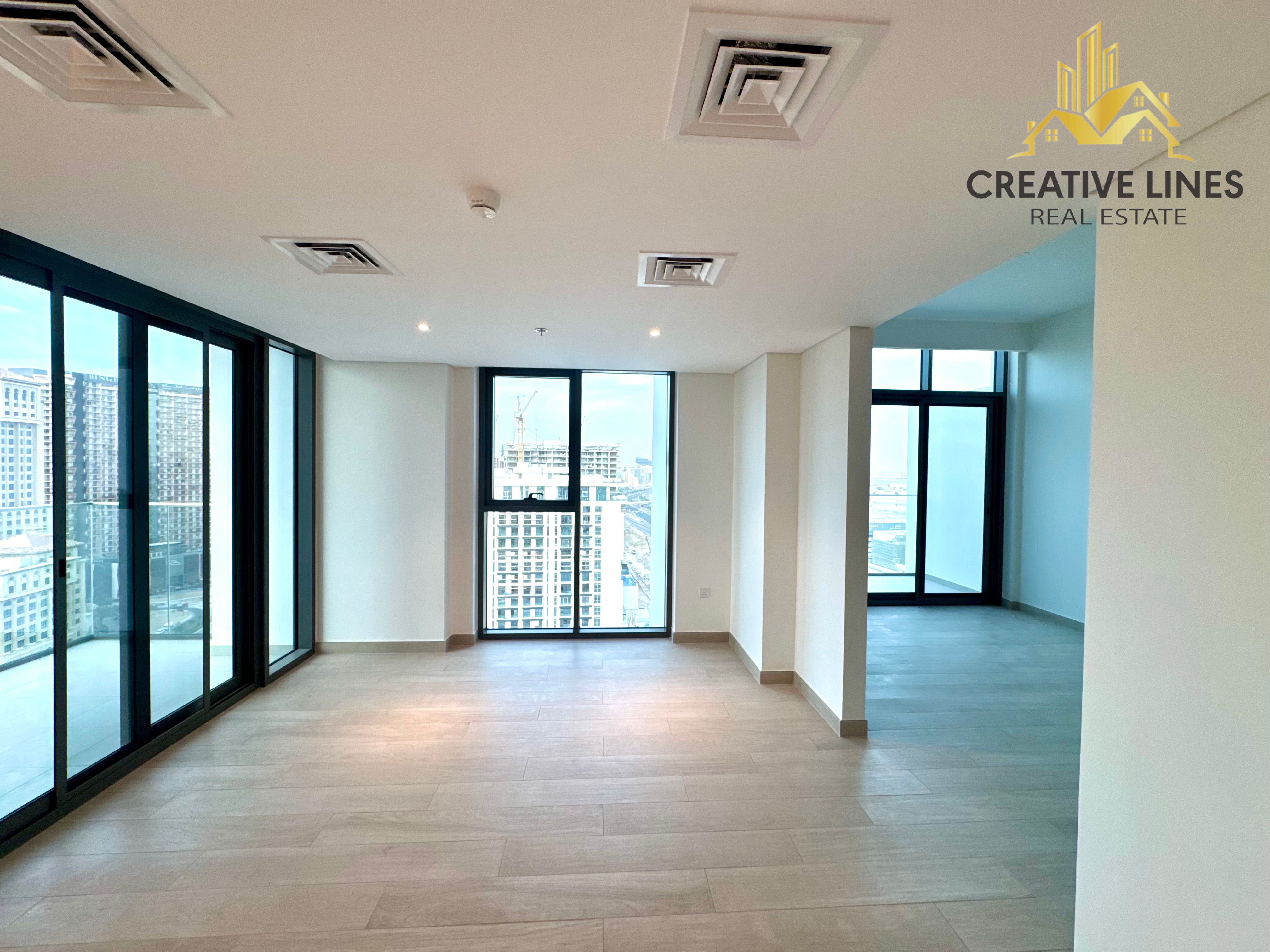 Spacious 2Bedroom hall - 360 degree view Burj Khalifa view