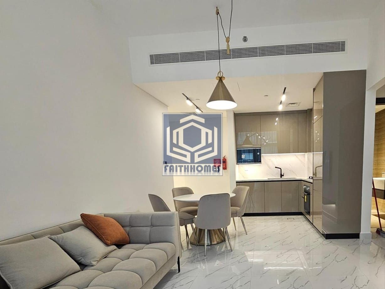 Brand New Fully-Furnished 1-Bedroom + Study