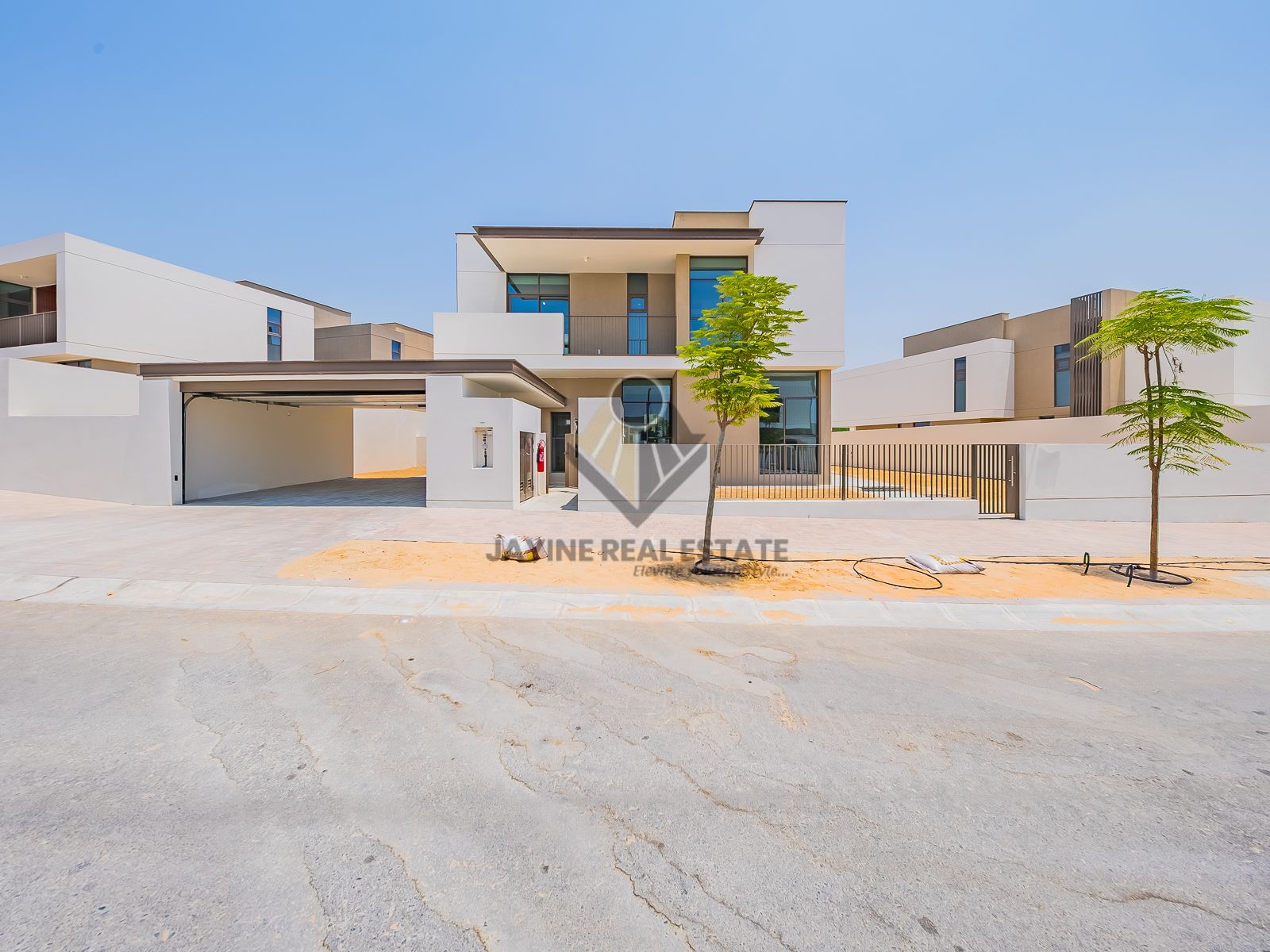 Hill Top Park Backing | 5BR + Maid Villa | Private Pool | Big Plot | Landscaped | Brand New