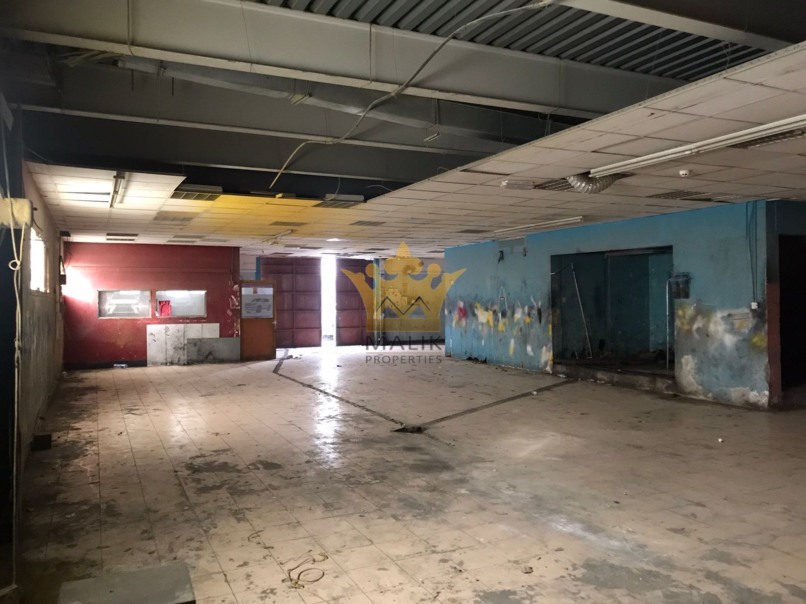 TAX FREE-Warehouse-Office & Toilet