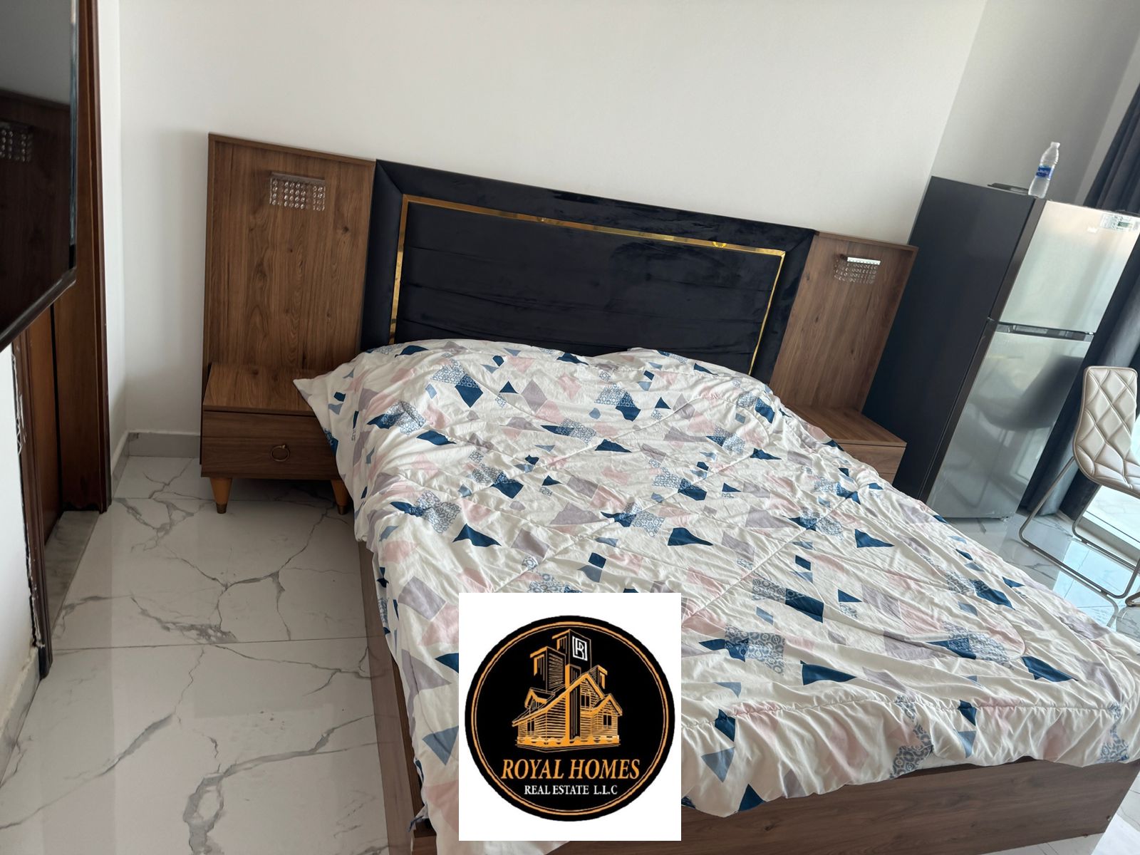 Studio for Sale in Oasis Tower 2 | Creek View | Vacant