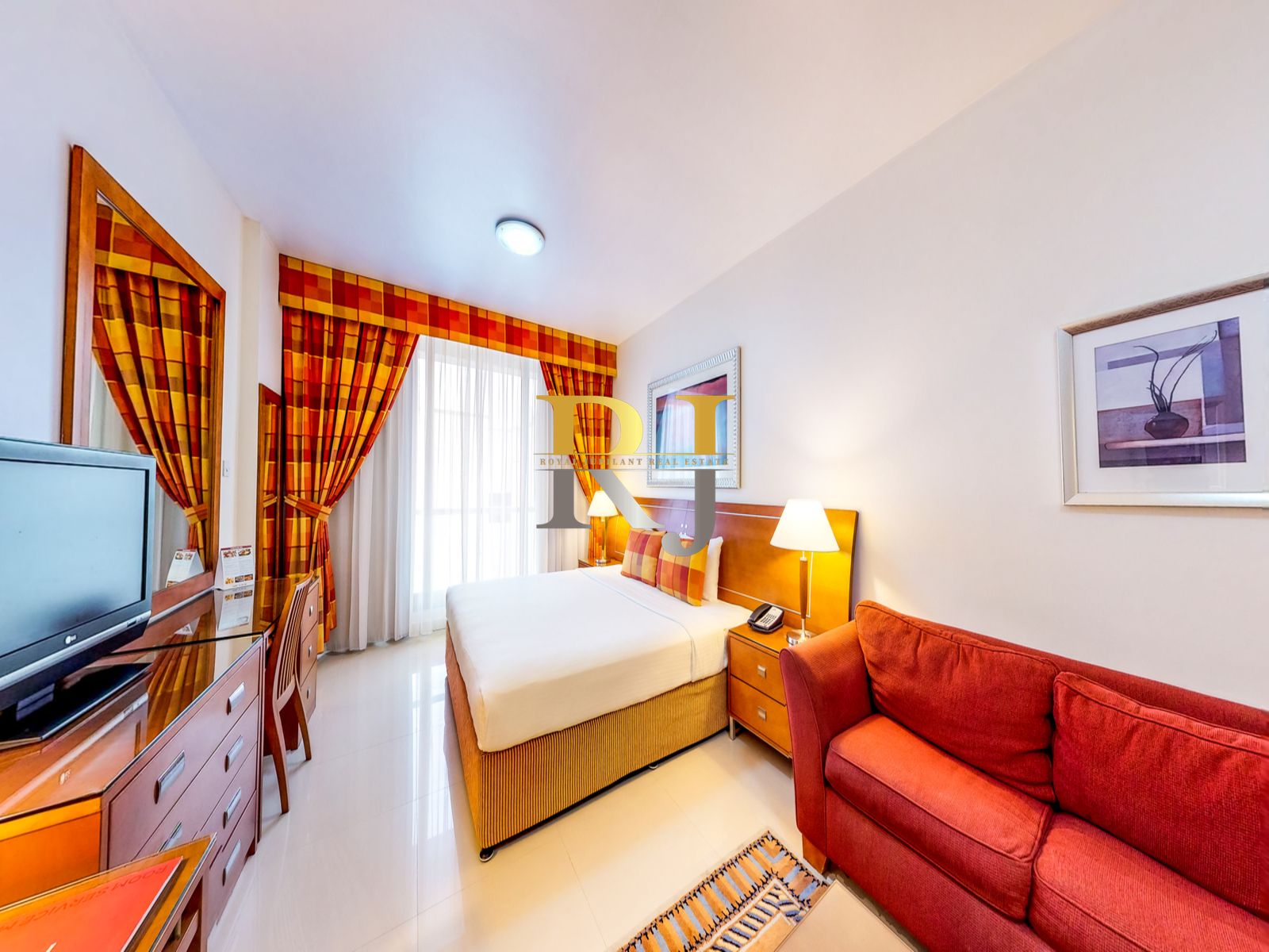 Stunning Studio at Golden Sands 5 Hotel Apartments