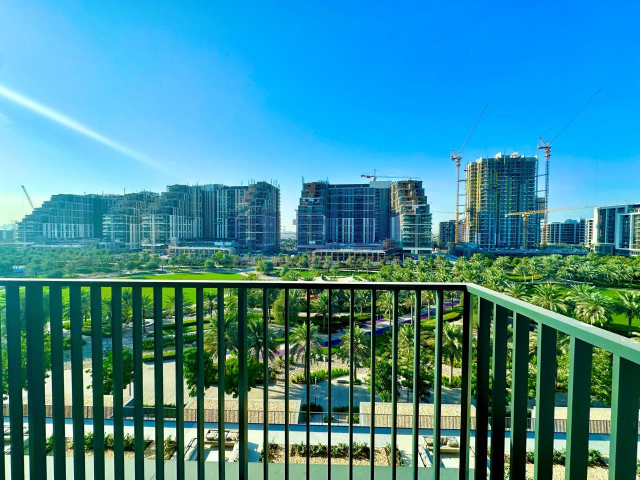 Full Park View | Ready to move in | Must View
