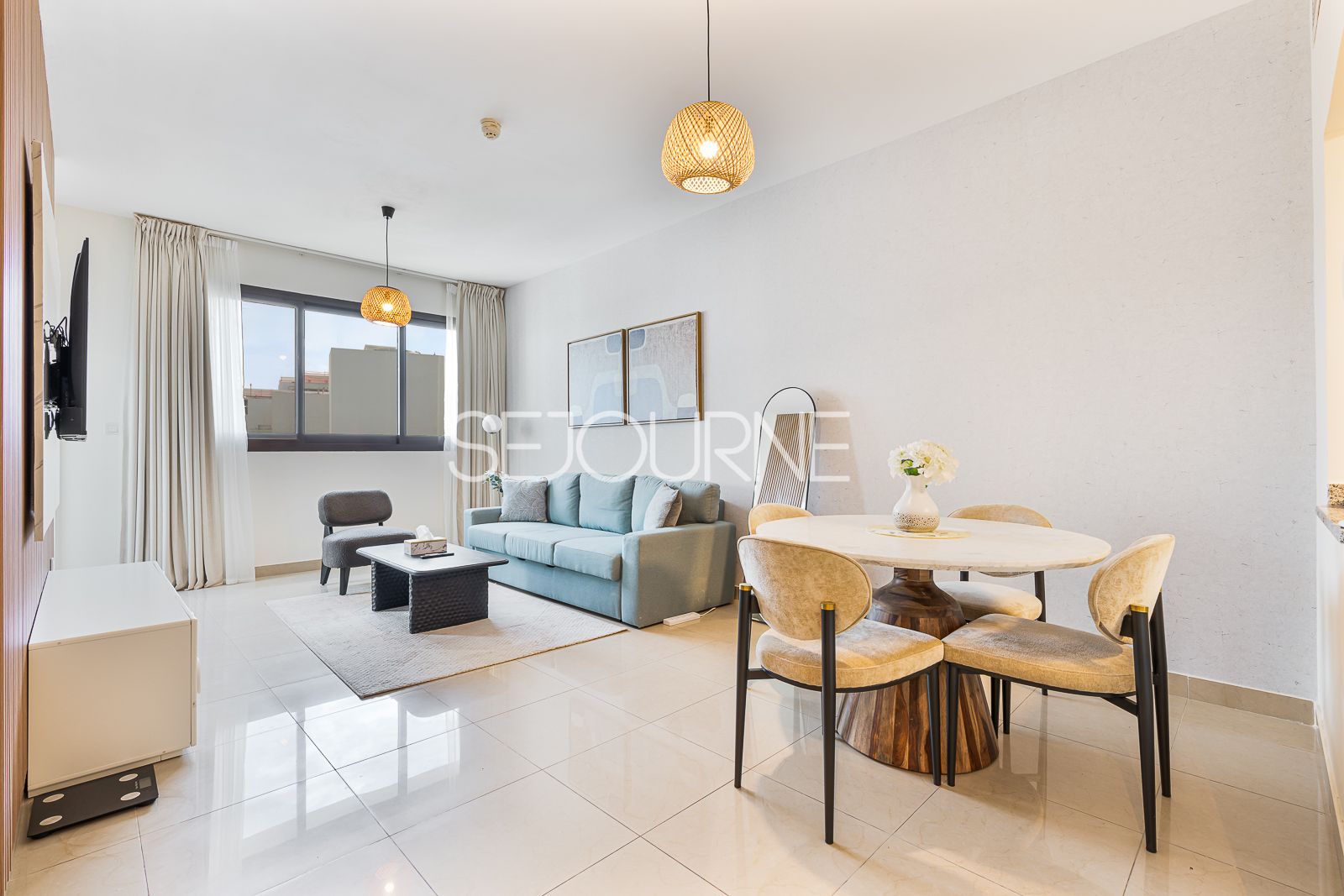 Cozy & Bright 1BR | La Riviera Estate A | Short-Term Rental