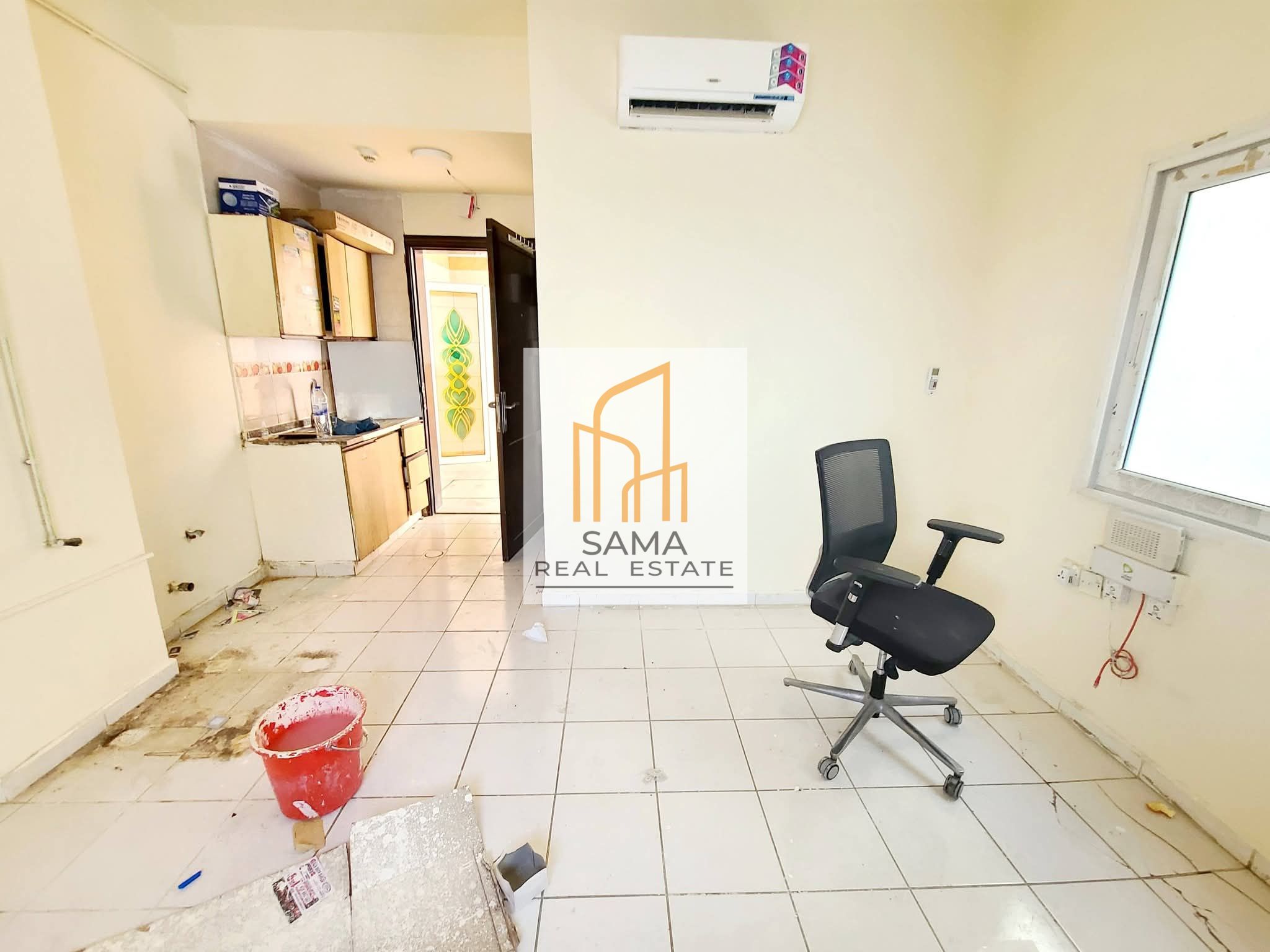 SIDE KITCHEN STUDIO FLAT AVAILABLE IN FIRE STATION ROAD MUWIALLLAH FOR FAMILY ONLY RENT 18K