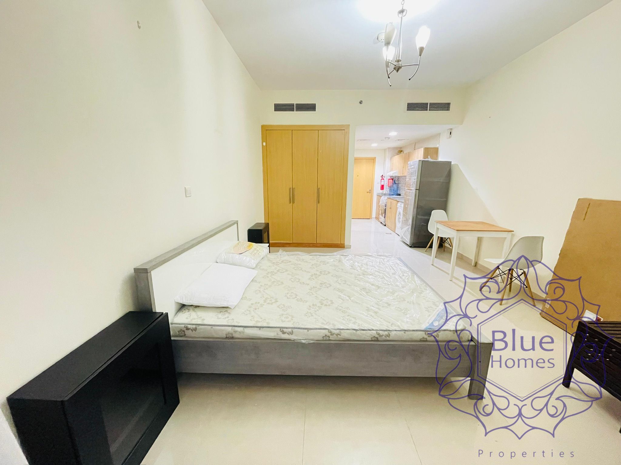 12 cheques| Fully furnished | Studio with prime location