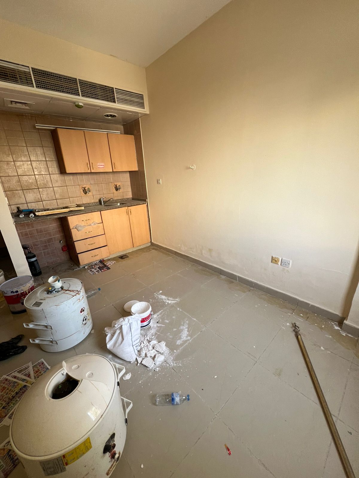 Studio for rent in Al Qulayaa, family only, central AC, rent 17,000 AED, 4 cheques.