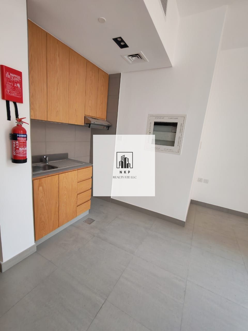 Spacious luxurious brand new studio apartment studio apartment medium size pool view