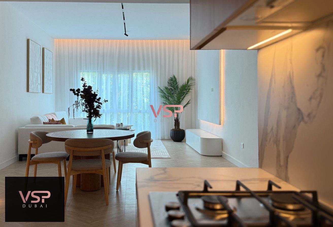 Fully Furnished Cozy 1 BR in Green Community