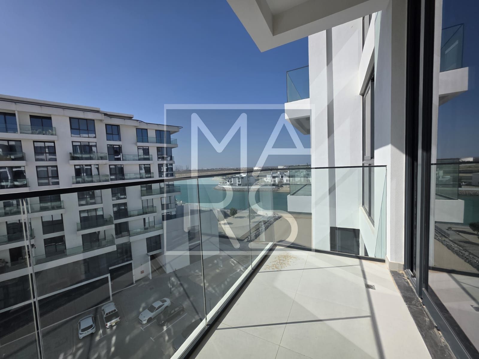 BRAND NEW-WATERFRONT-BALCONY-SEA VIEW-STUDIO-RENT