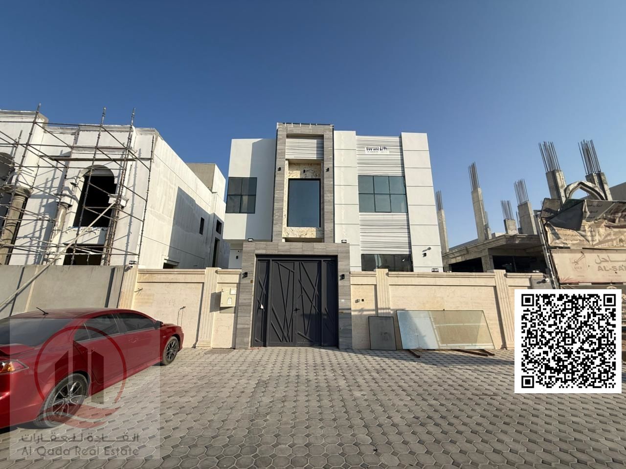 Special price for a 5-bedroom villa with a rooftop terrace; freehold ownership available to all nationalities.