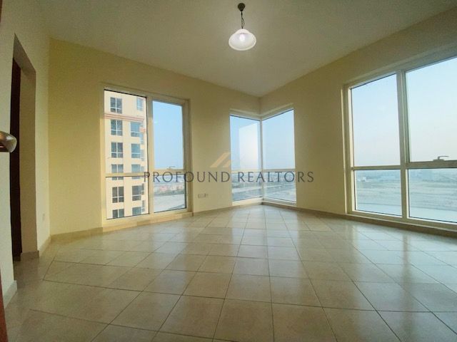 2BR Rented I Parking ILake View I Upgraded Kitchen