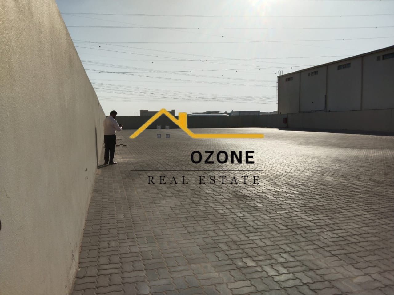 On the Road\Specious Yard For Rent Industrial Area 18
