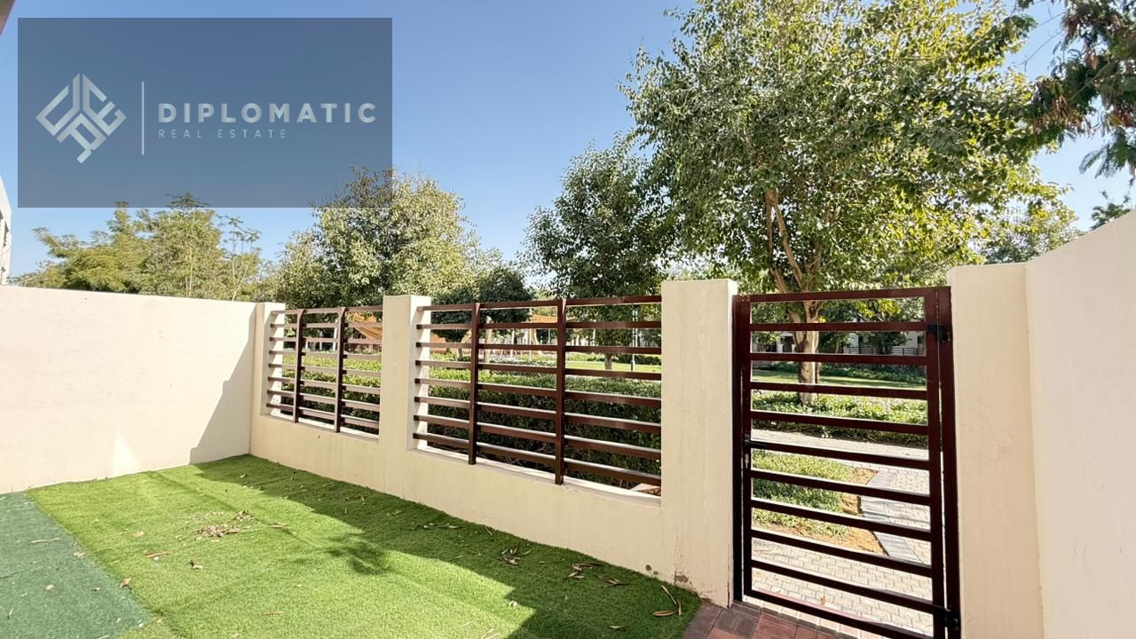 Spacious 3BR+maid Townhouse | Flamingo, Mina Arab