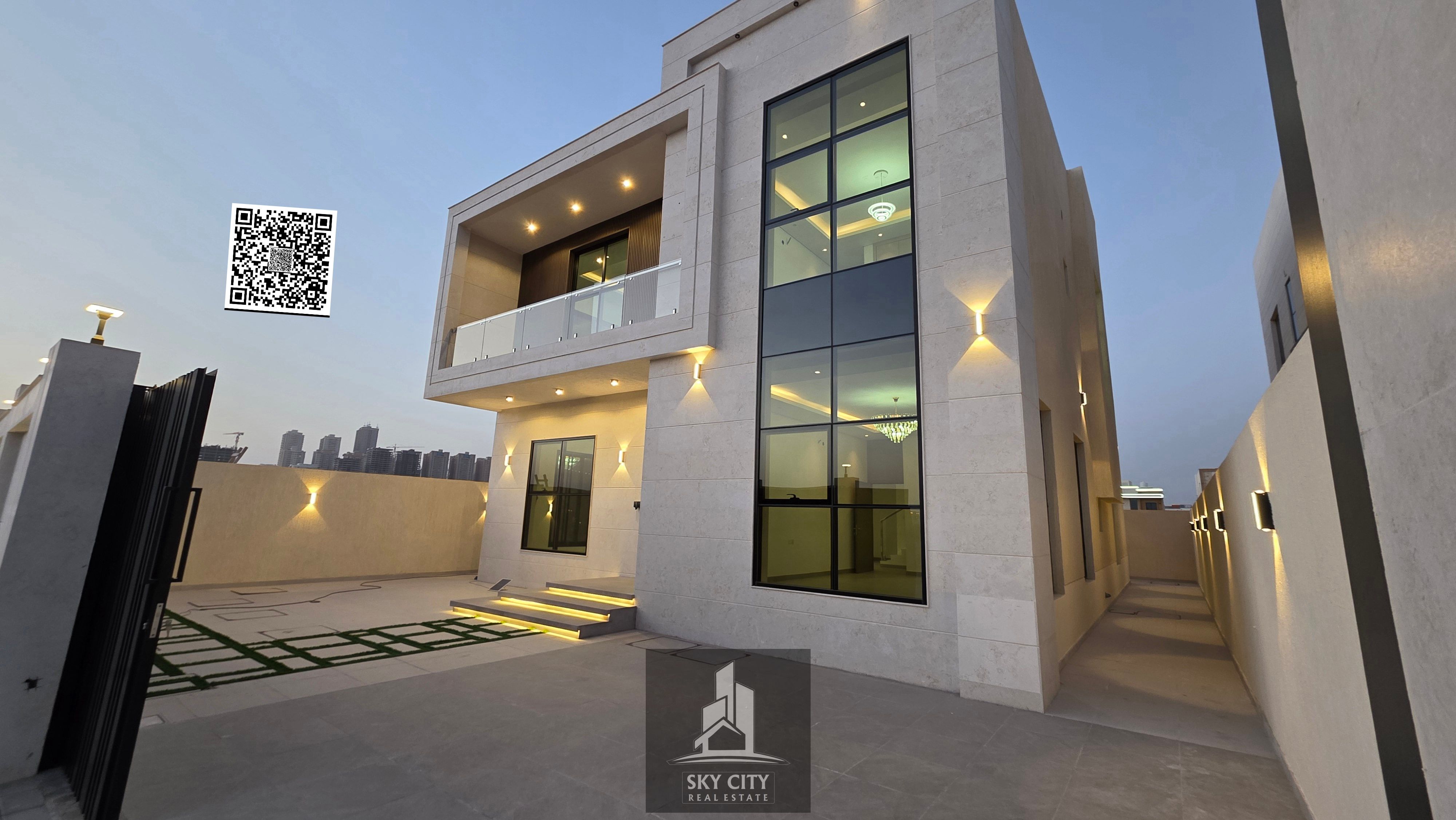 Upscale accommodation for your family, spacious and freehold