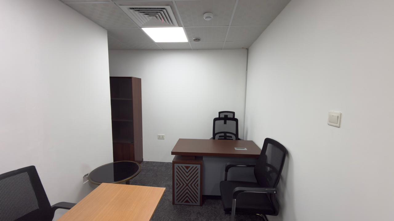 FULLY FURNISHED -100 SQFT OFFICE SPACE FOR AED 17899 Yearly