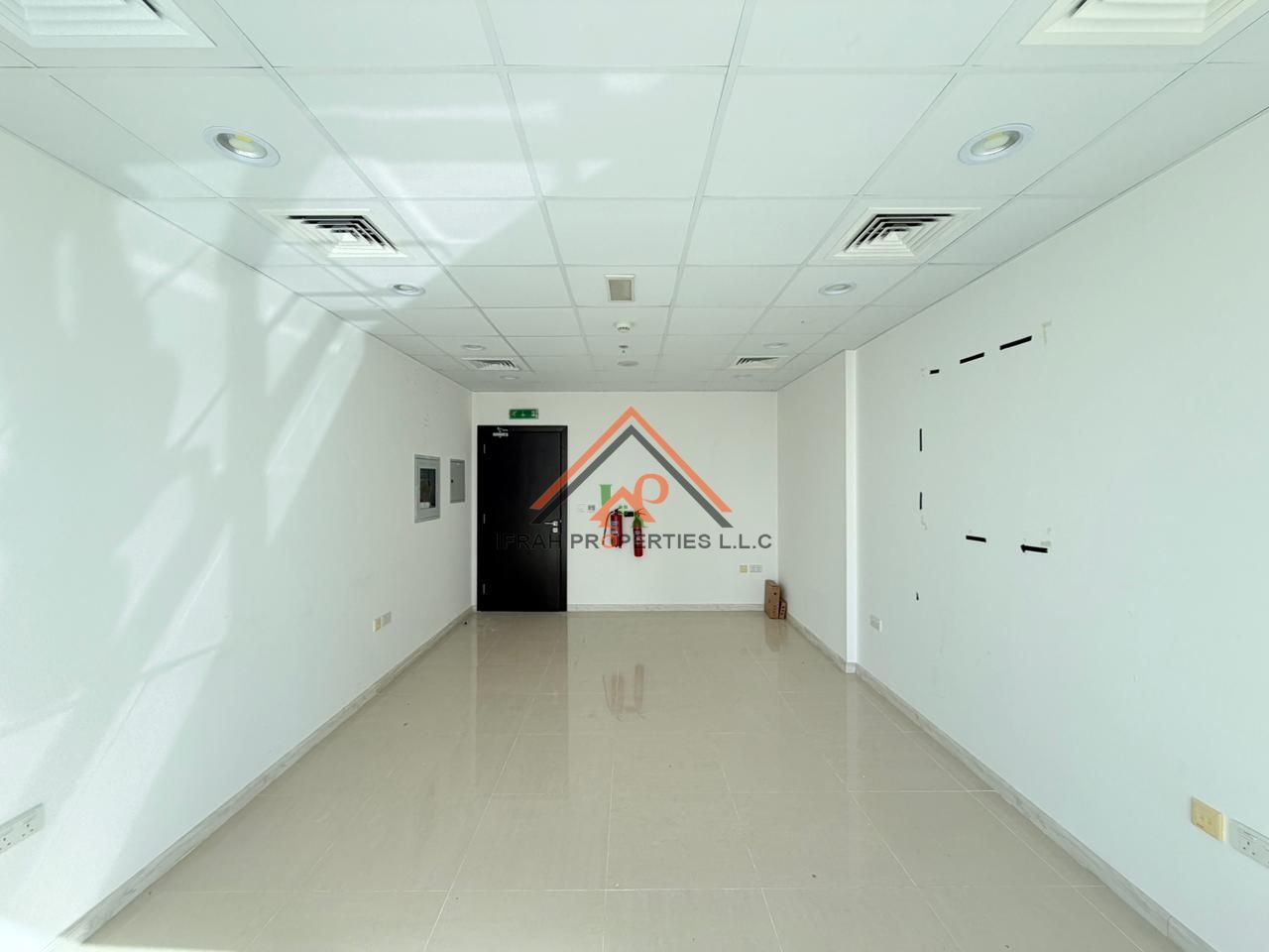FULLY FITTED OFFICE | CANAL VIEW | VACANT UNIT