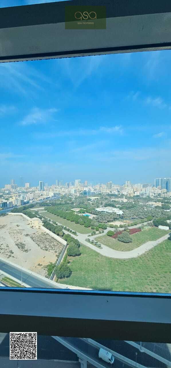 Own a luxurious apartment ready for immediate occupancy and investment, boasting a stunning, unobstructed view of the city.