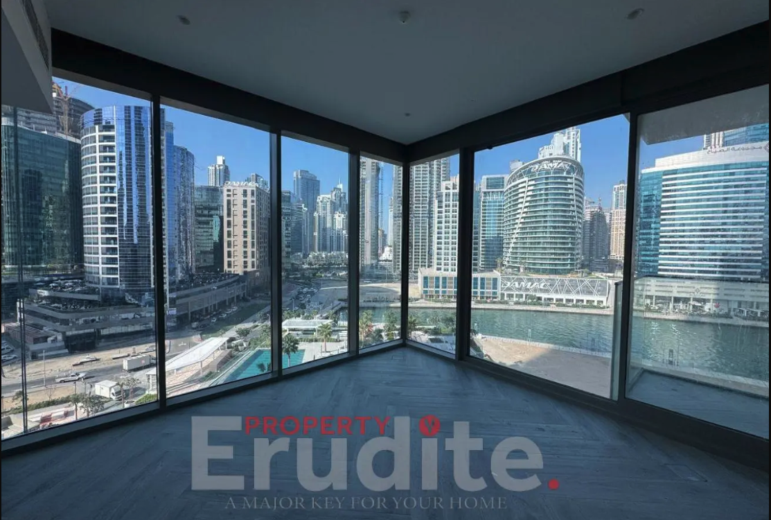 Burj Khalifa View / Brand New / Luxury Living