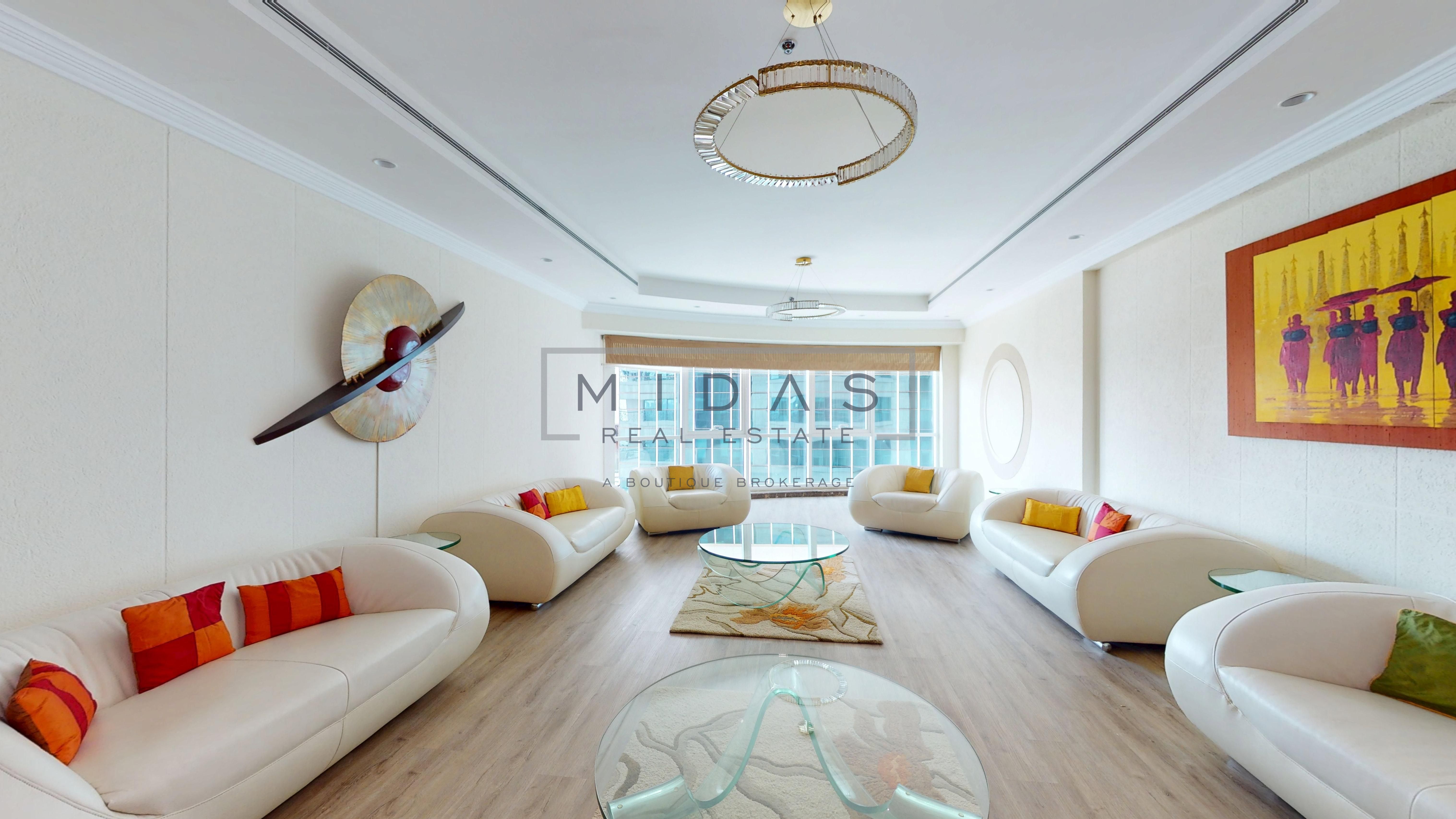 Ready to move | Accessible Location | Spacious Apartment