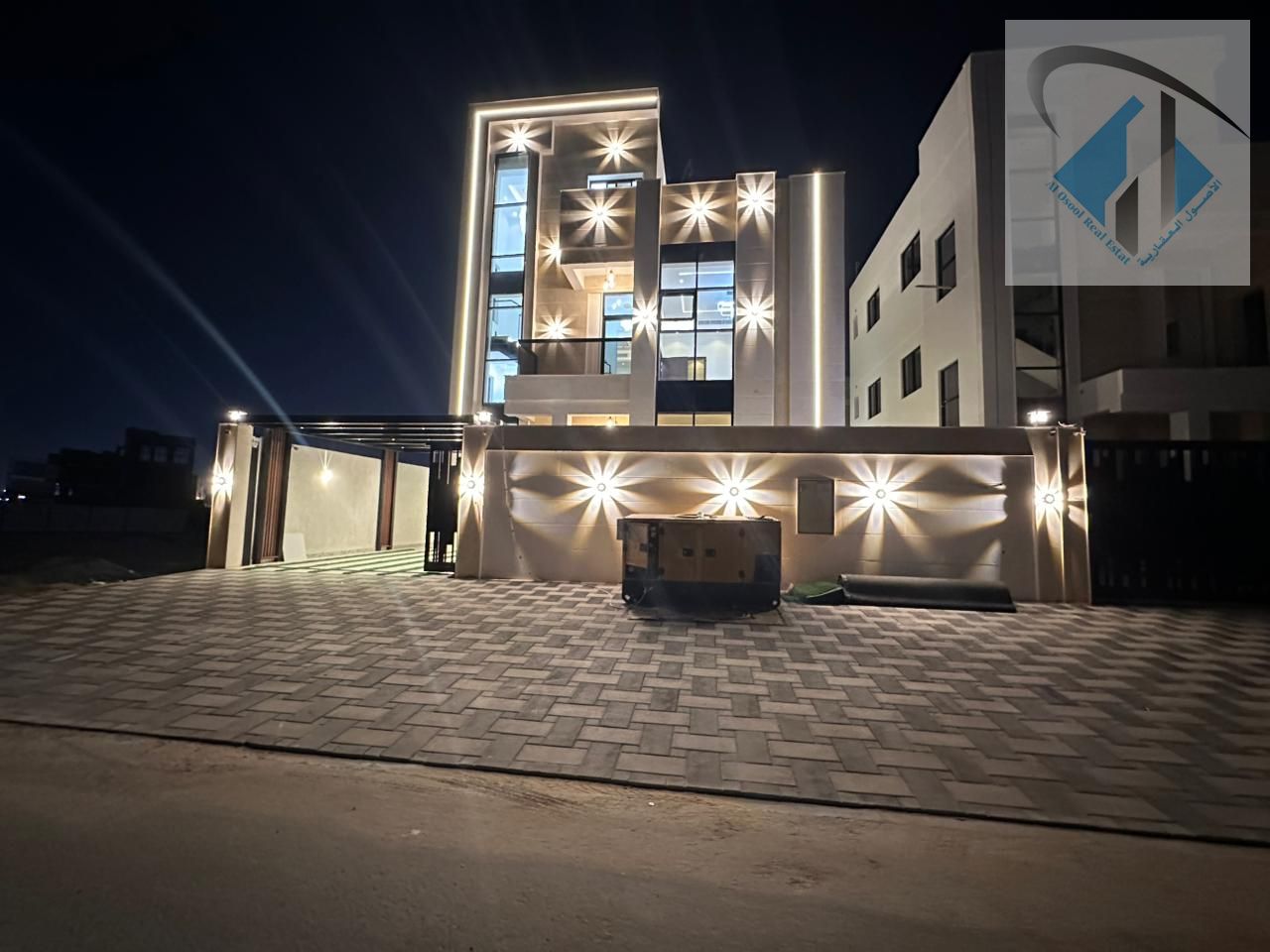 Modern villa in Al Helio 2 area – Ajman, excellent location on a main street