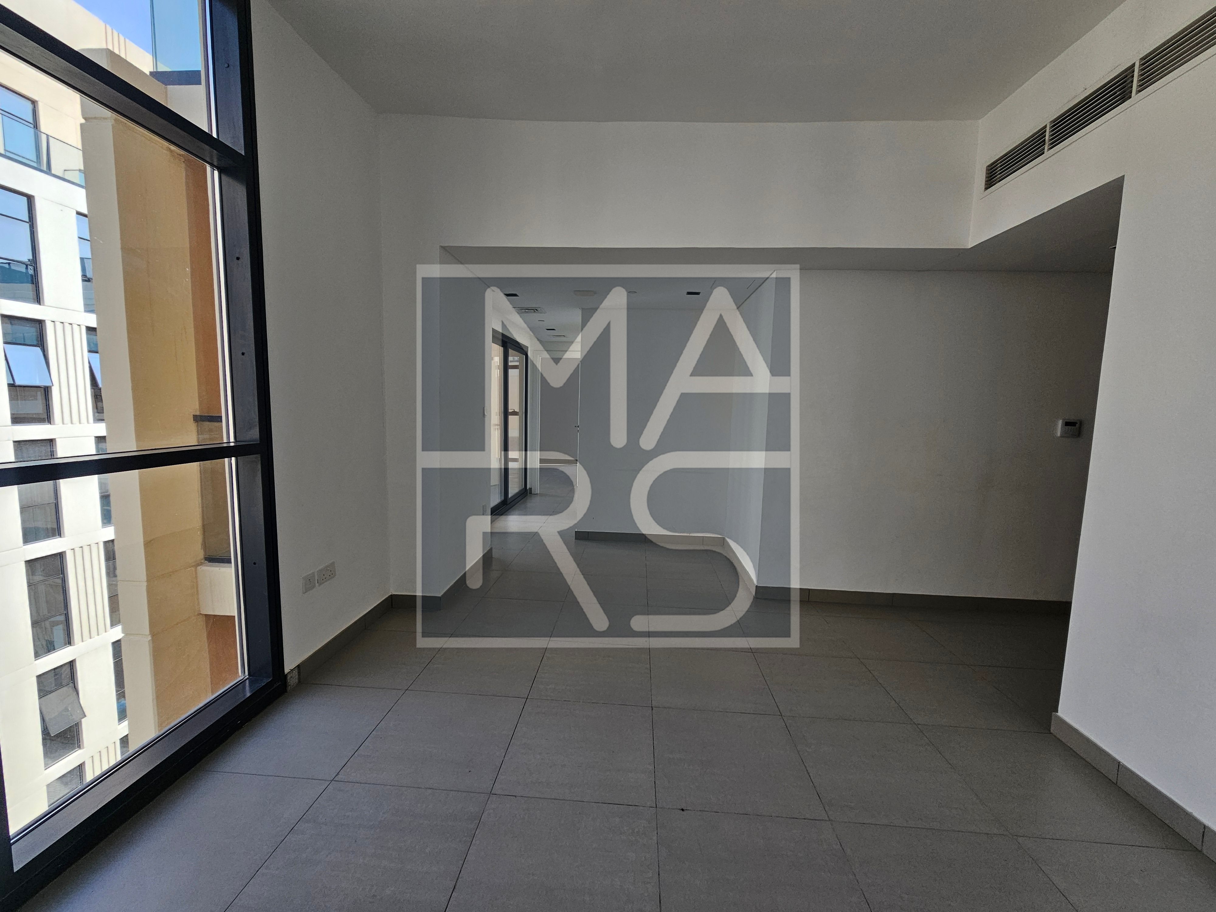 BIGGER LYOUT | READY TO MOVE | PRIME LOCATION