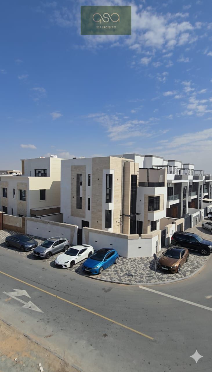 An exceptional opportunity for those who appreciate luxury and comfort: a brand new, ultra-luxurious corner villa with a swimming pool for rent at the