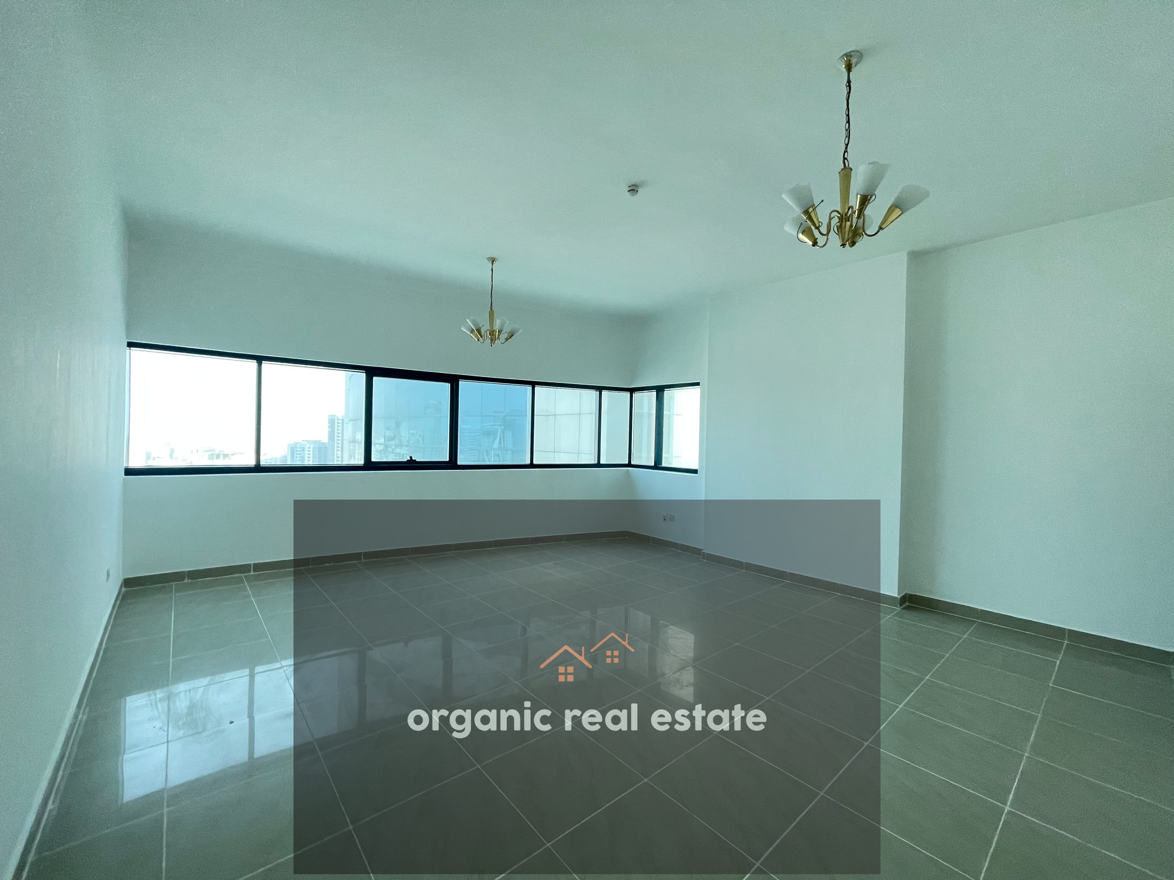 Huge 1bhk with two washroom gym + pool