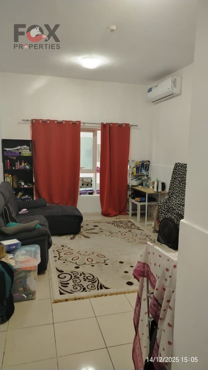 Ready to move in | With private parking | Cash | Excellent location | Freehold for all nationalities