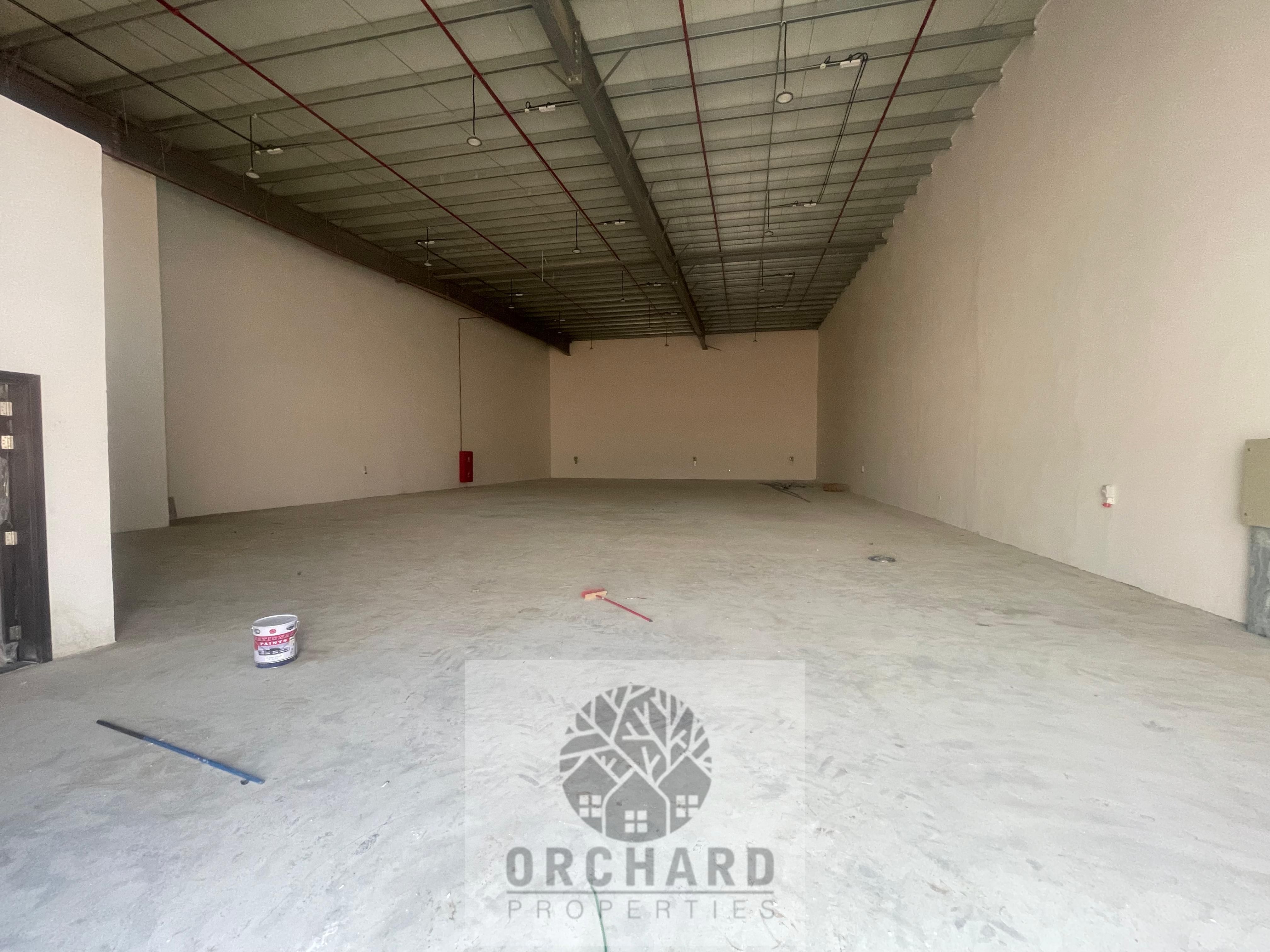 7700 Sqft Warehouse | 30,8000 AED |70KW High Electricity power