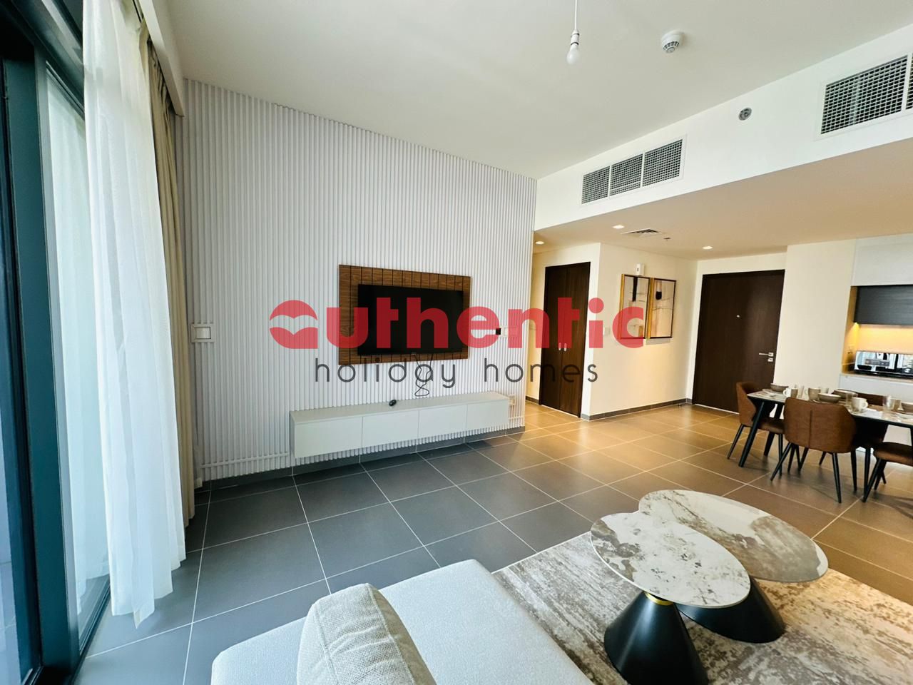 Creek View | Brand New | Spacious Livingroom