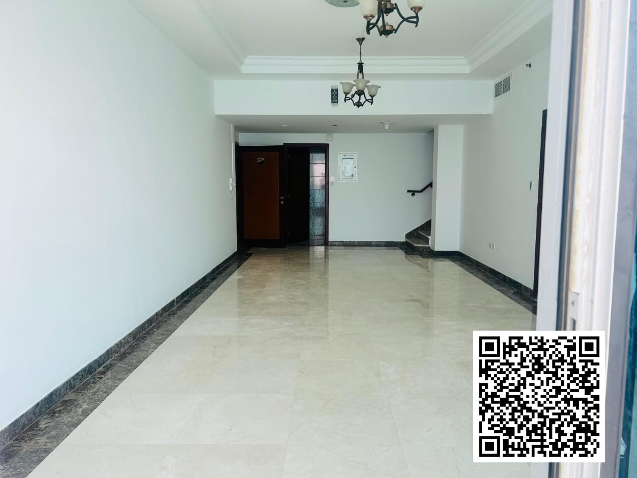 Spacious Ocean View 3BHK Duplex For Rent.
