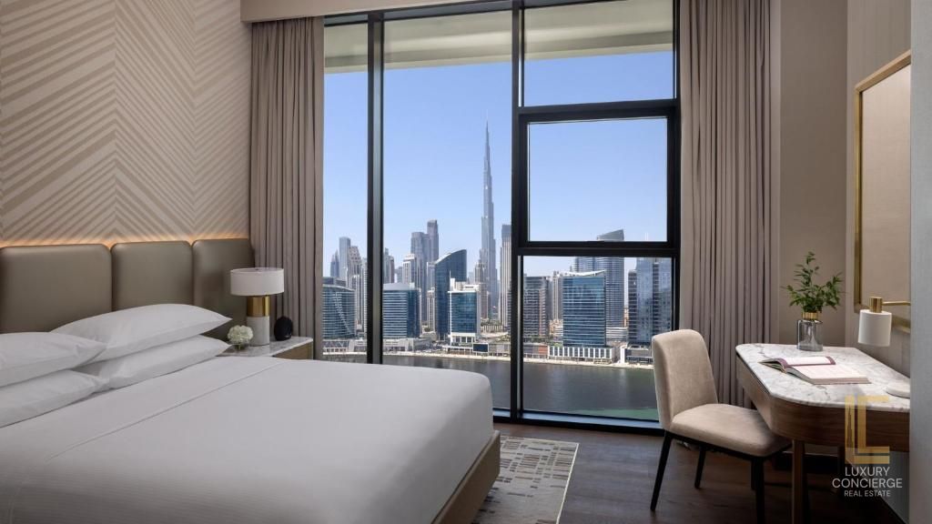 STUNNING 2 BED | BURJ KHALIFA AND CANAL VIEWS