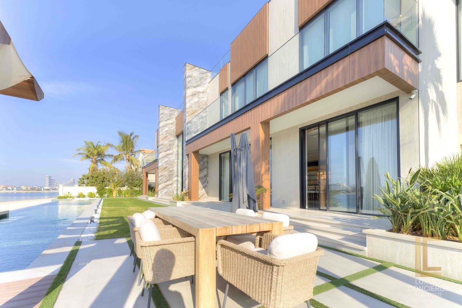 ULTRA-LUXURY CUSTOM TIP VILLA + PRIVATE BEACH