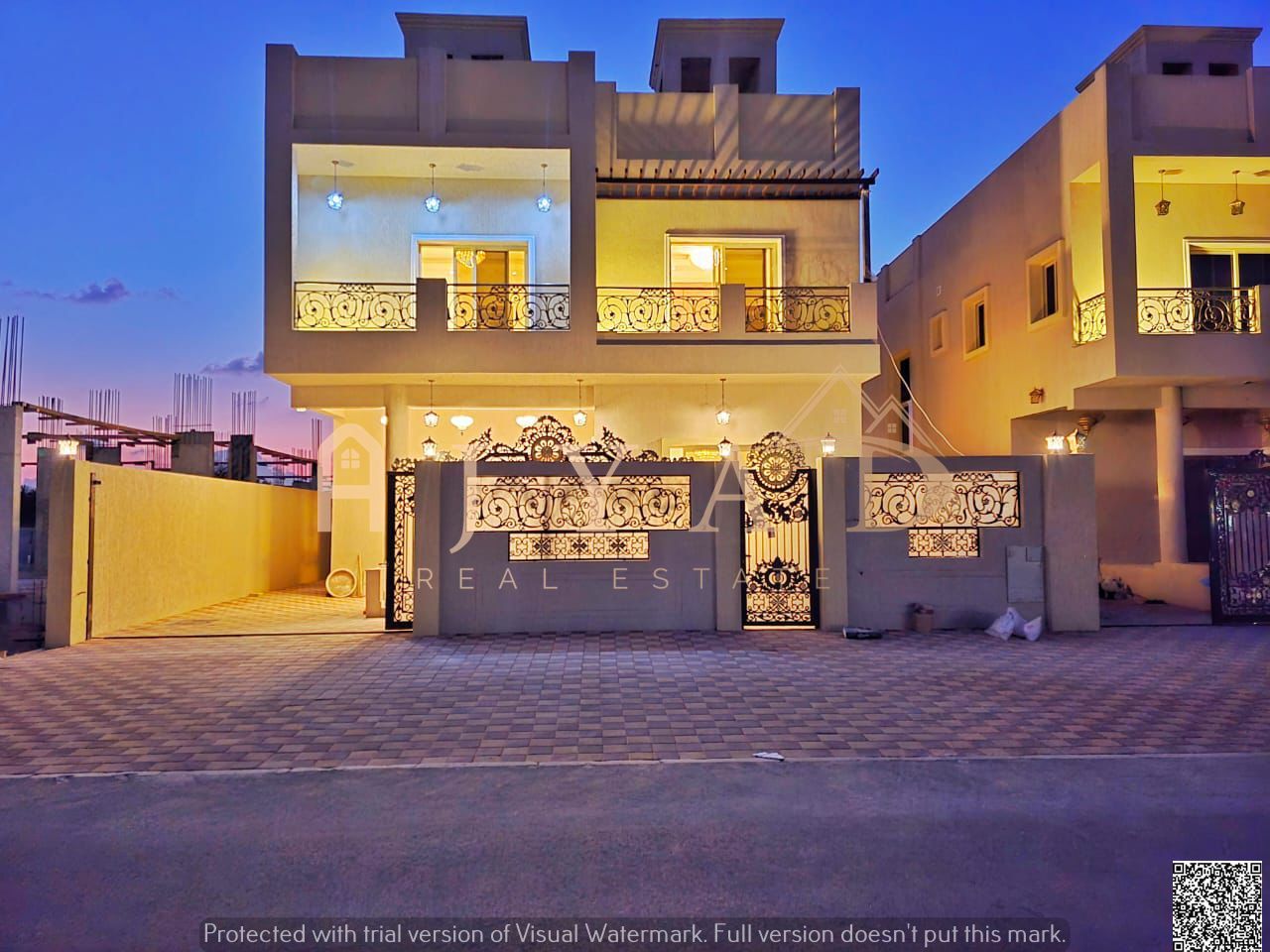 Villa for sale in a prime location - Excellent finishing - Large built-up area - Freehold for all nationalities