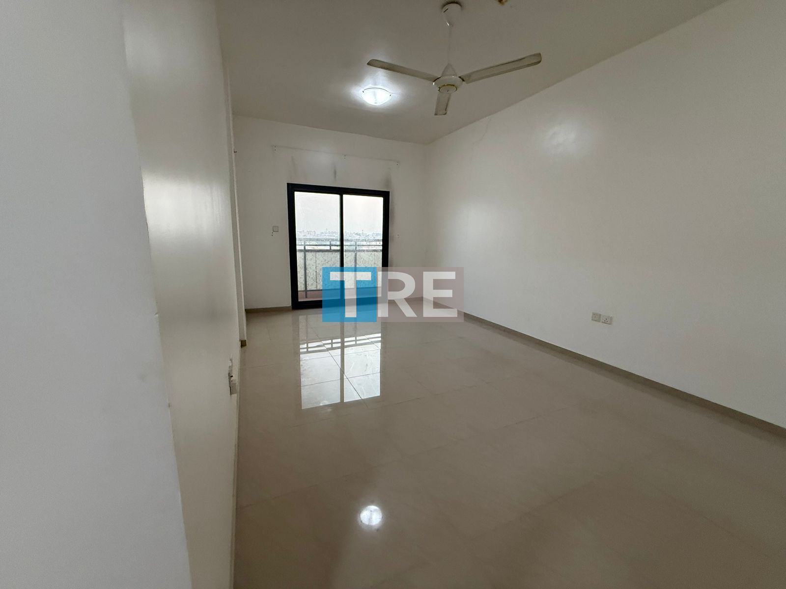 Popularly Priced | Great Location 1550Sqft | 45000AED Yearly Rent | Al Rawda 3