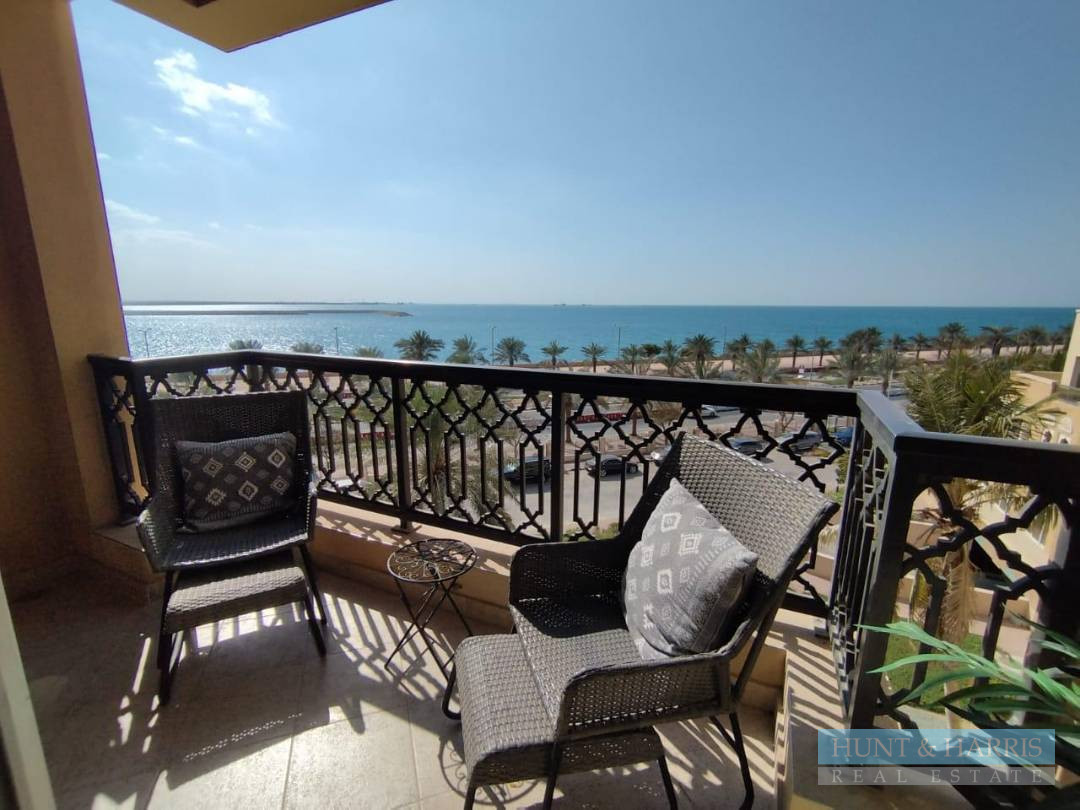 1 Bedroom Apartment for Sale in Al Marjan Island - Walk to the Beach