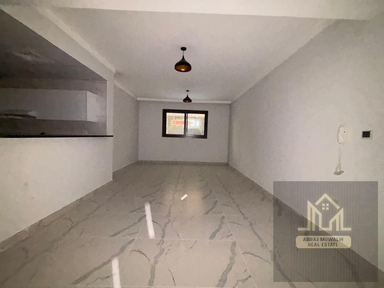1BHK Last Unit Brand New Bluding Muwaileh School zone 44k