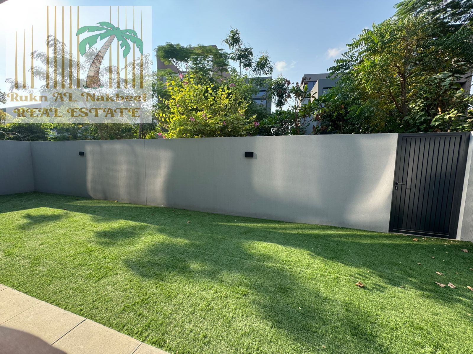 Modern Townhouse, Spacious, Family Friendly