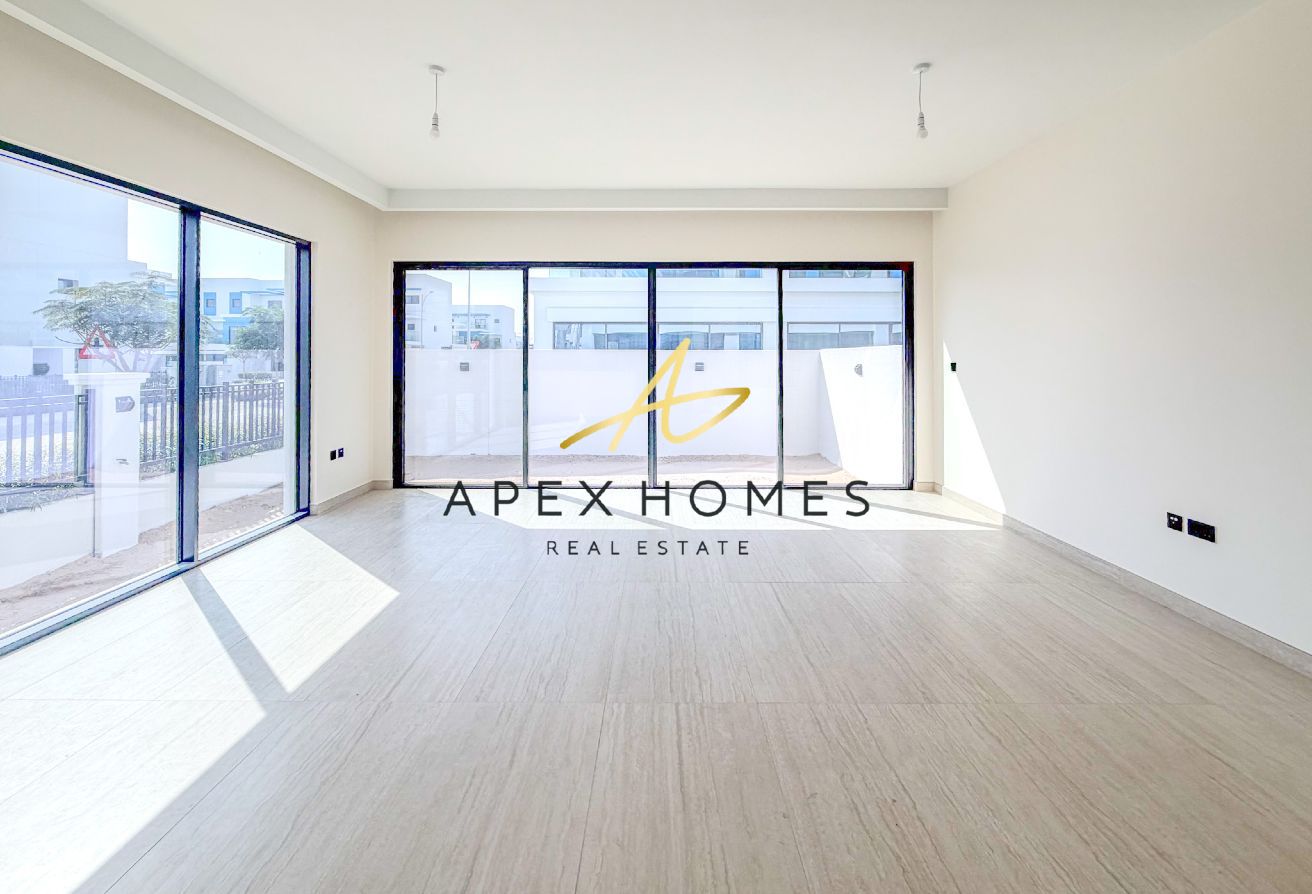 VACANT | 4 CHEQUES | READY TO MOVE IN