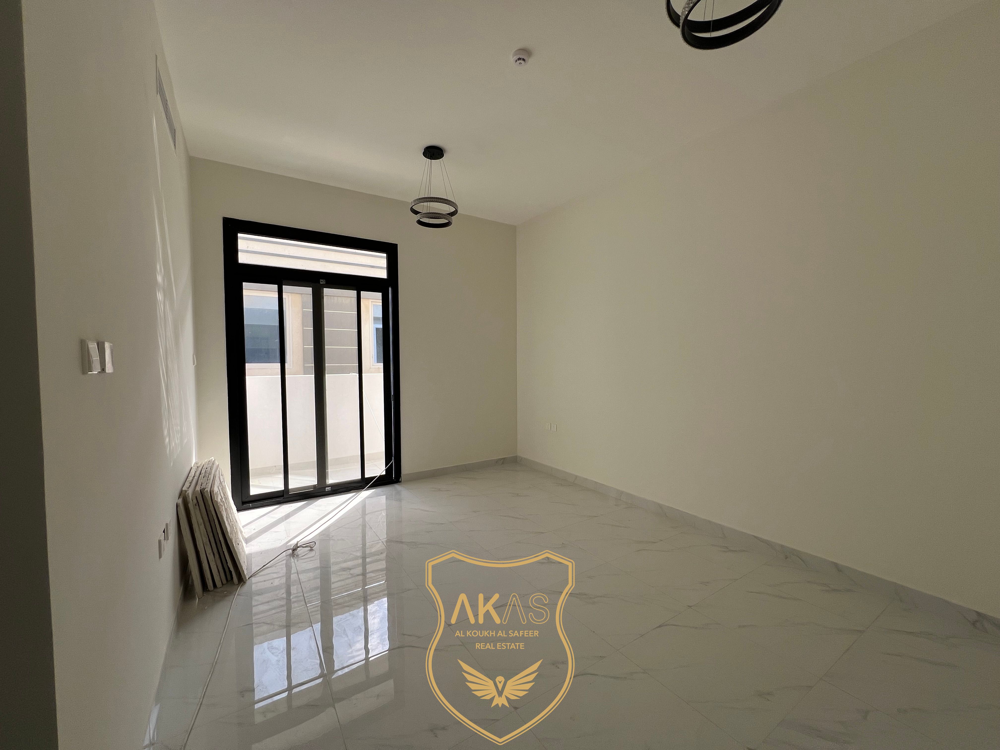 Brand New 1BHK | Nice Finish | Easy Access to 311
