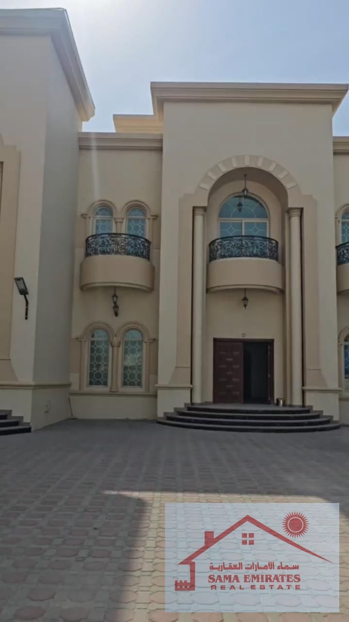 5 master bed GCC - UAE NATIONAL FREEHOLD // C A/C Villa // independent // corner / 19000 sq. ft plot // khezamia // sharjah