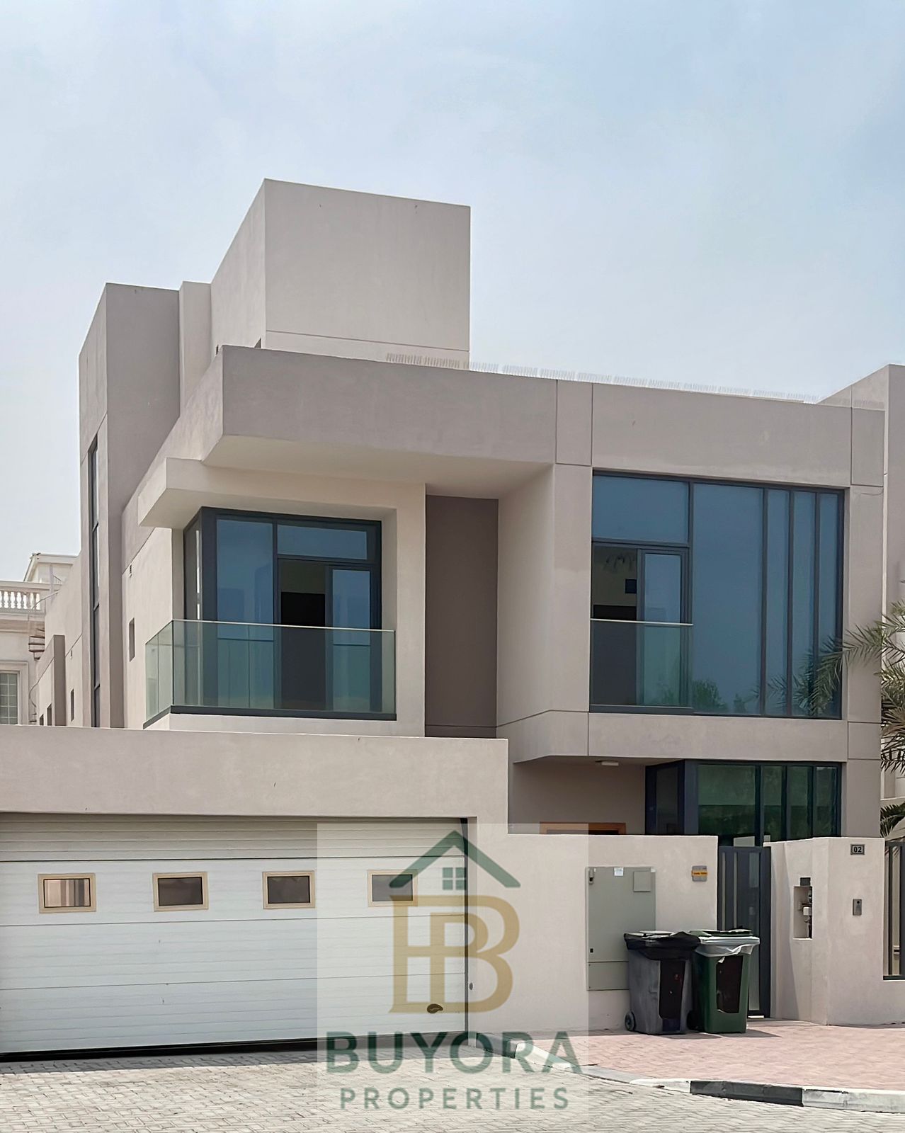 MODERN VILLA WITH PRIVATE POOL&GARDEN+MADES/DRIVER ROOM-PRIME LOCATION 450K
