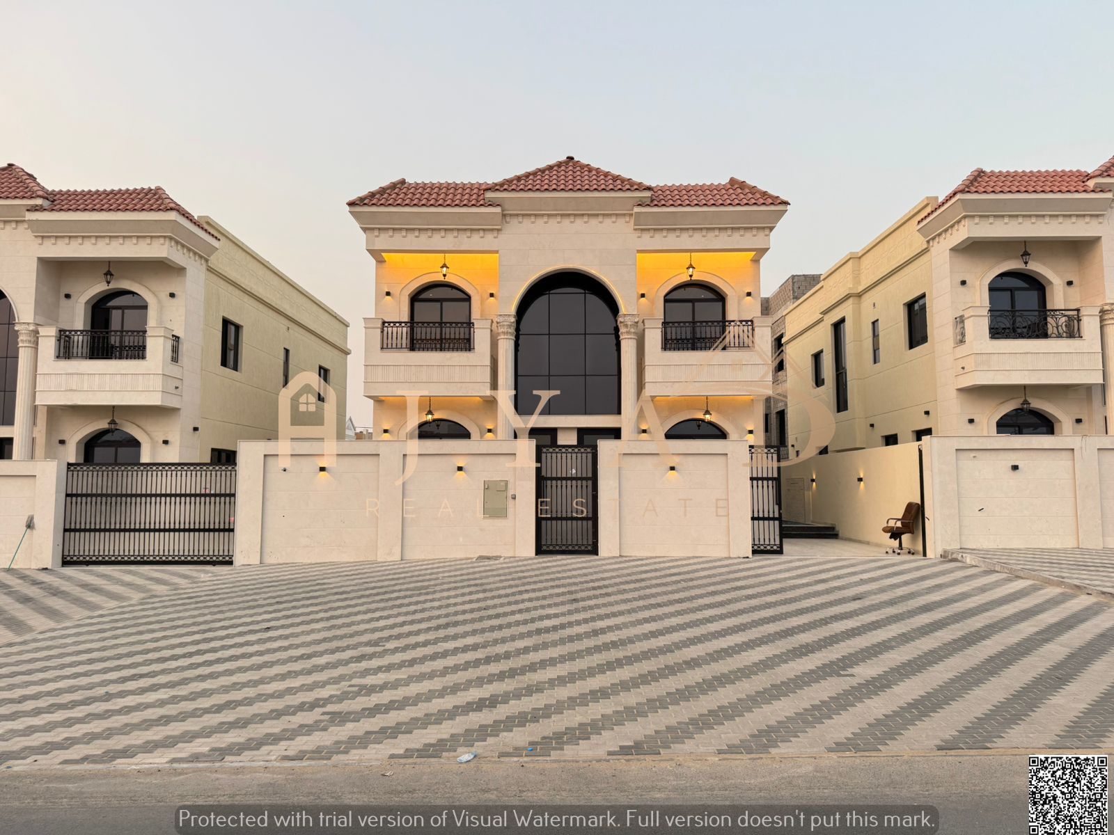 Hurry and reserve your turnkey villa now! Freehold ownership in a prime location with a swimming pool. Freehold ownership available to all nationaliti