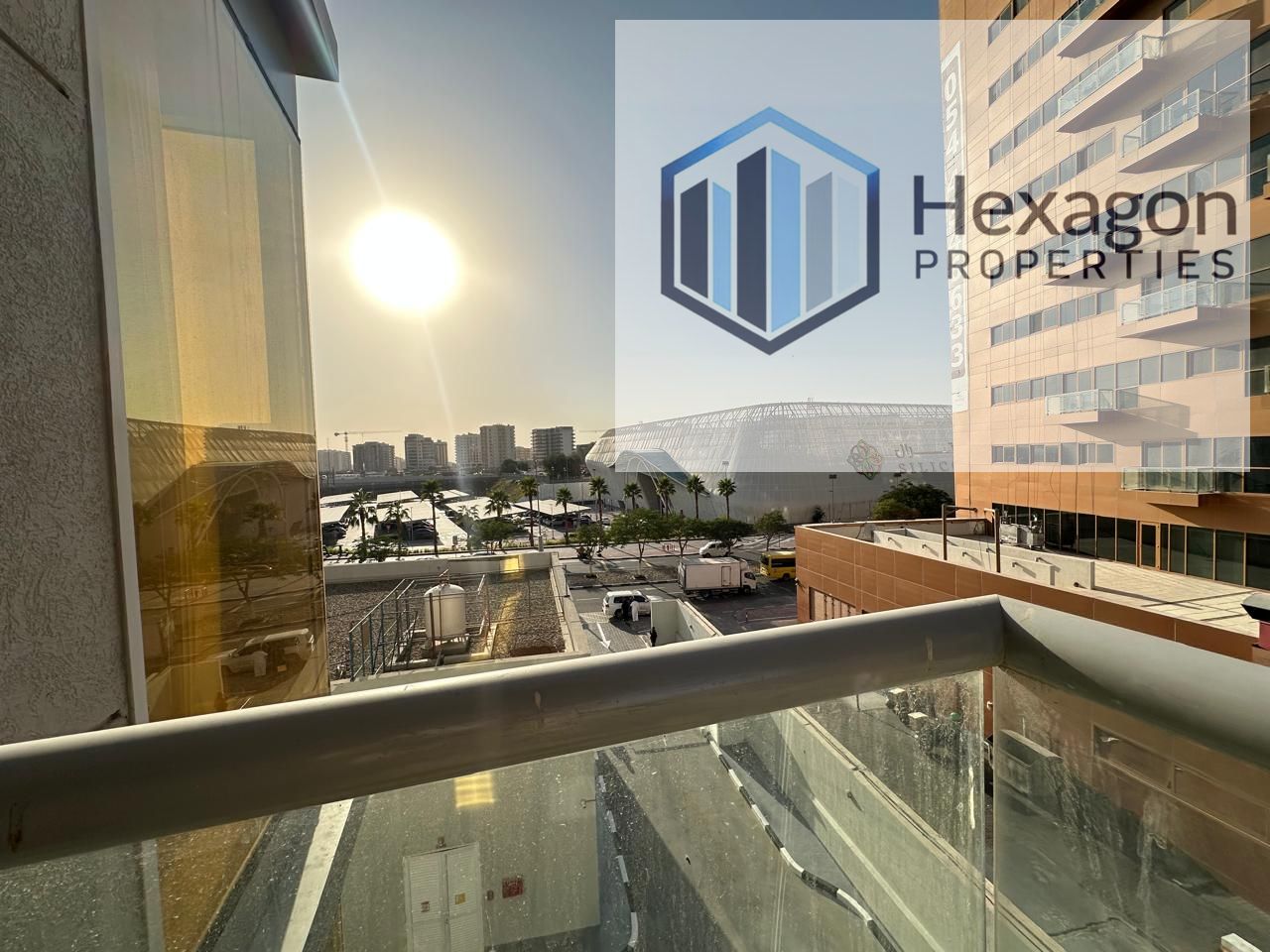 BRIGHT AND SPACIOUS 1 BHK | PRIME LOCATION | VACANT | FOR AFFORDABLE PRICE OF AED 70,000