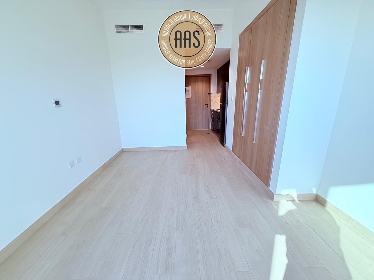 Chiller free spacious studio with kitchen appliances in al furjan Dubai