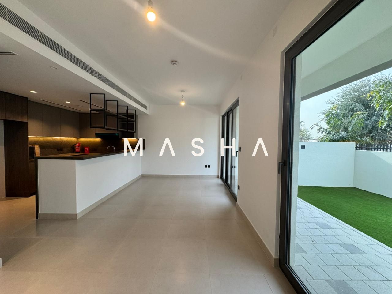 Brand New | Single Row | Close to the Central park | Viewing Available